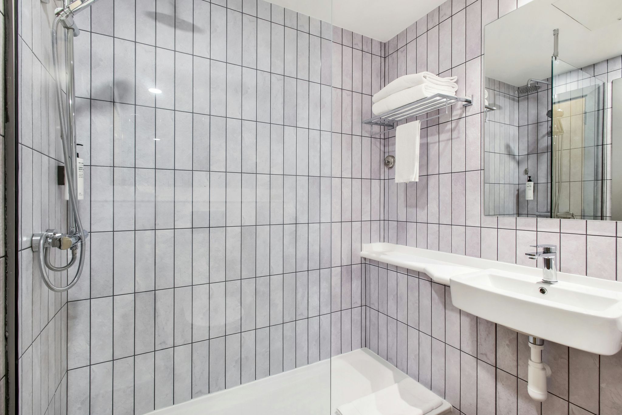 Premier Inn Abu Dhabi Capital Centre NEW STYLE, FAMILY 8