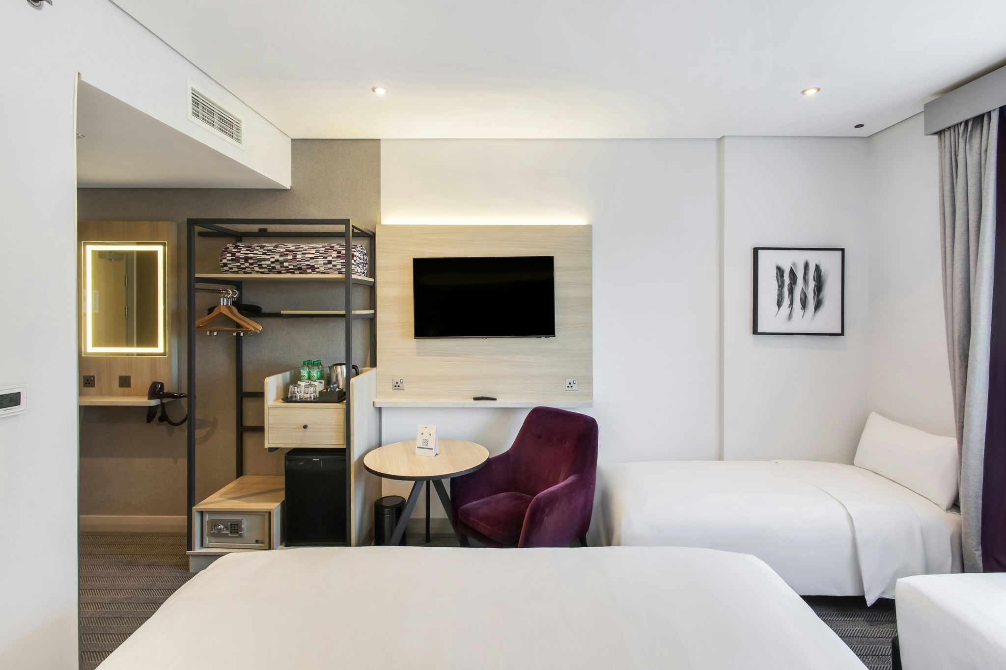 Premier Inn Abu Dhabi Capital Centre NEW STYLE, FAMILY 4