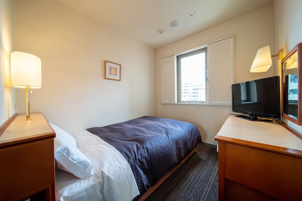 Semidouble Room (Non-Smoking)