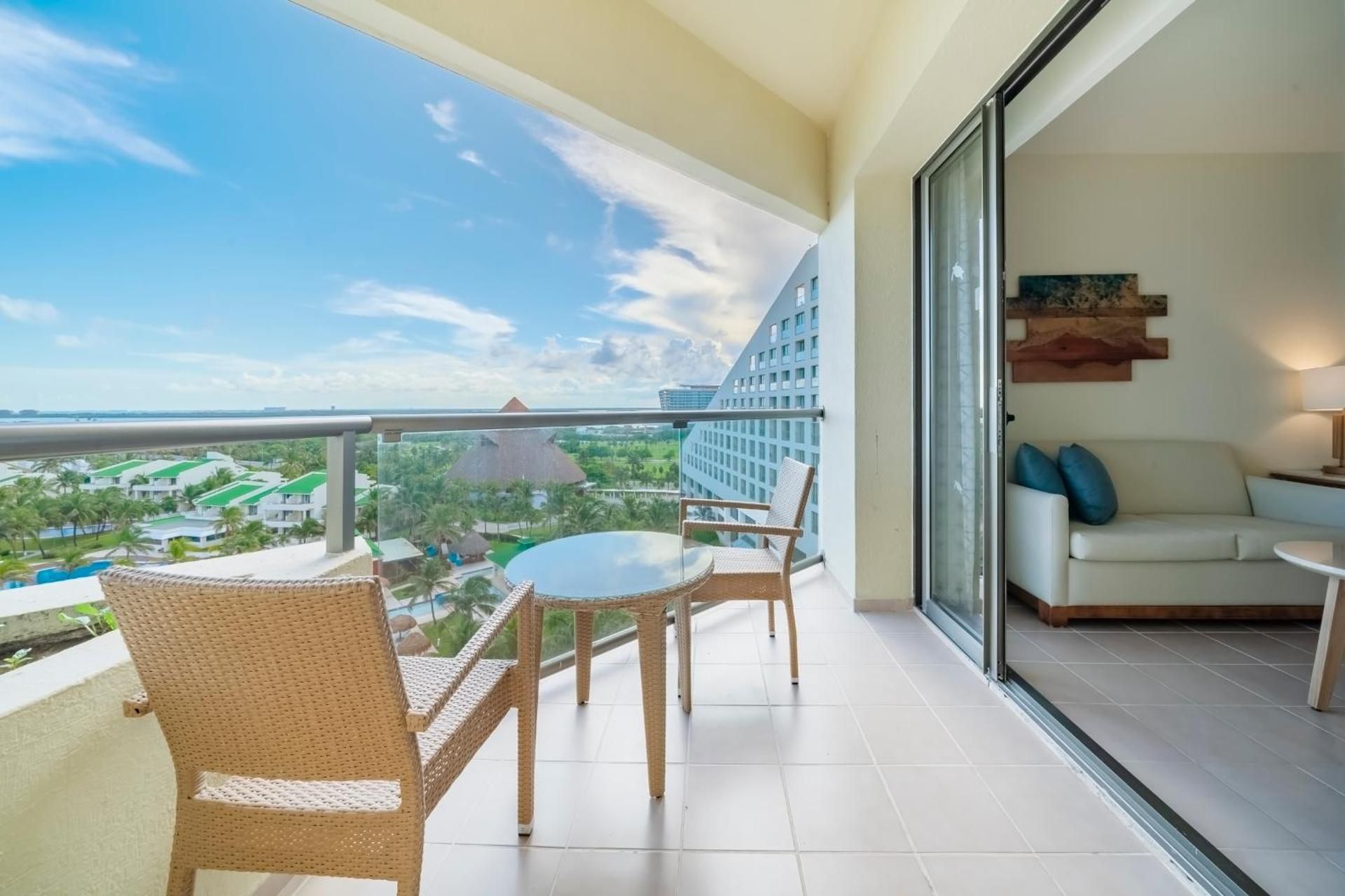 PREMIUM OCEAN VIEW WITH BALCONY