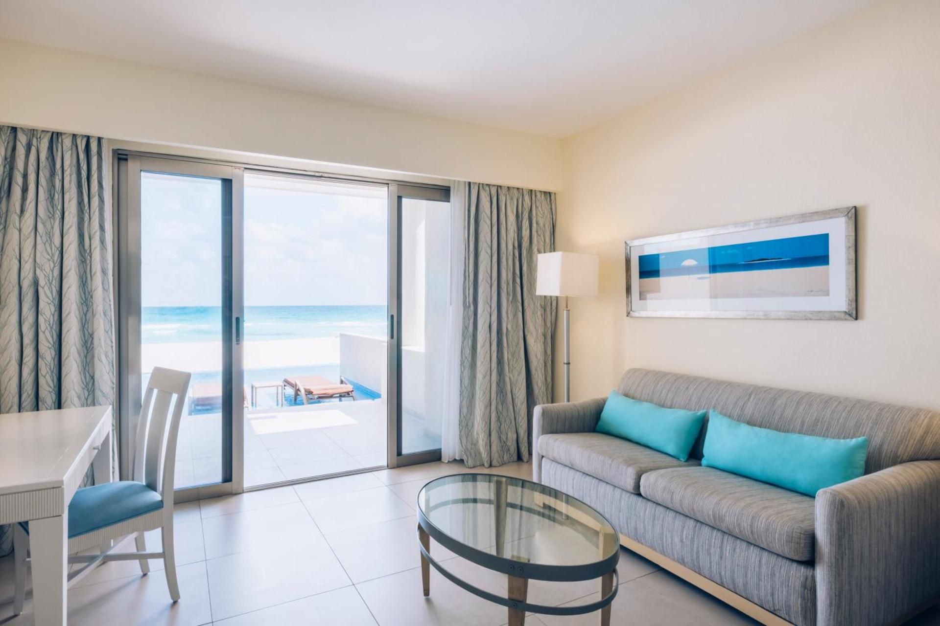 Villa Ocean Front Swim Out Single Use