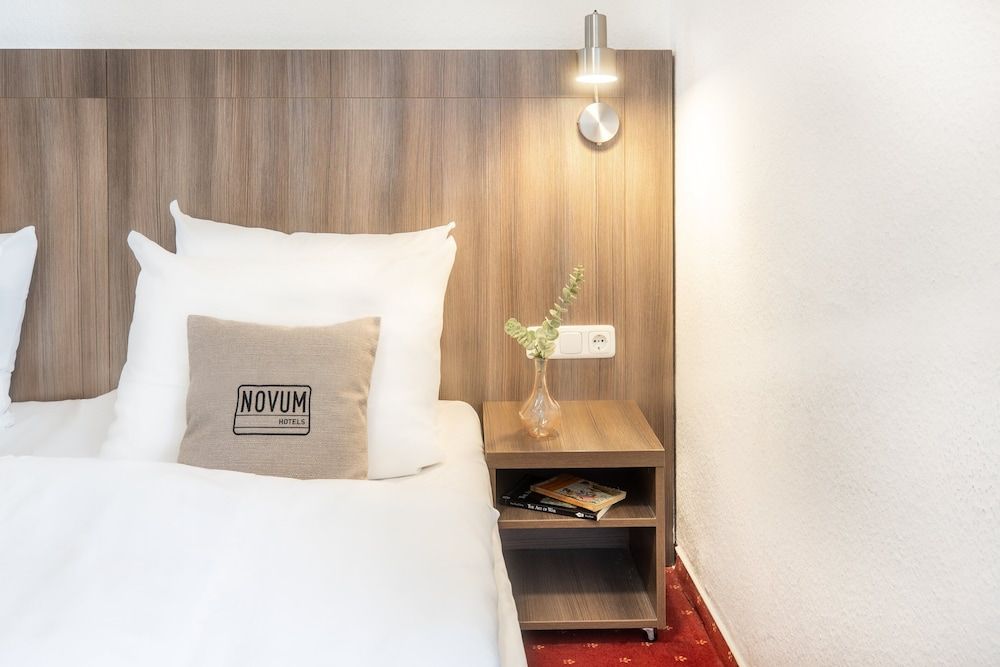 Hotel Leonet Standard Double Room 3