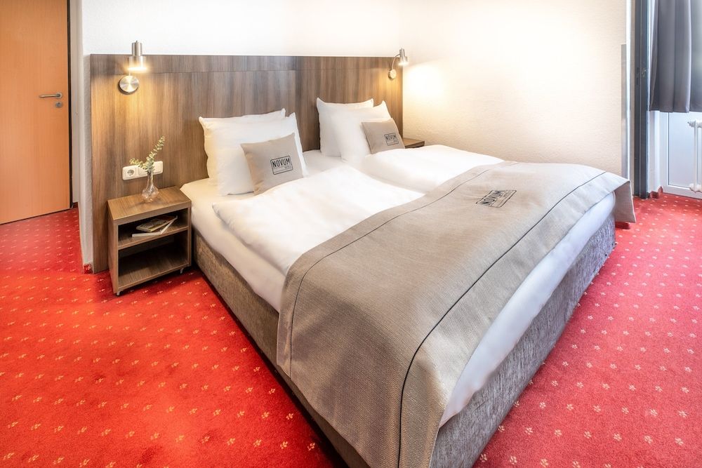 undefined Hotel Leonet