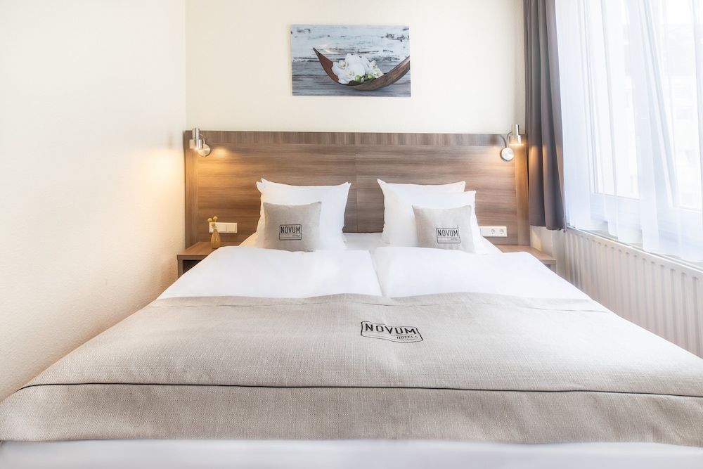 Hotel Leonet Standard Double Room 4