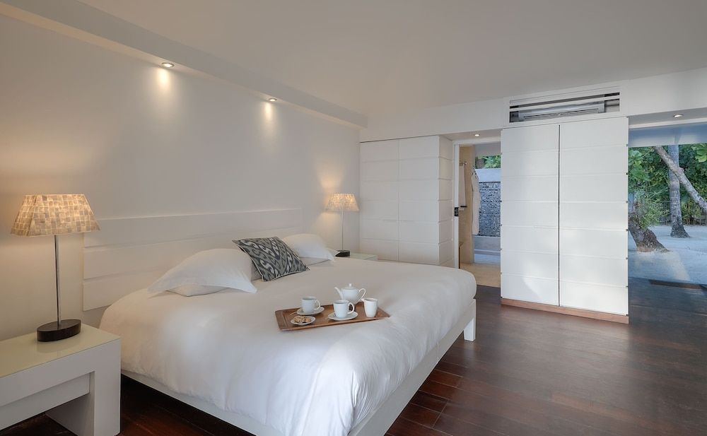 Diamonds Thudufushi Maldives Resort & Spa Beach Front Villas 2