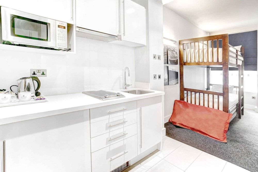 Family Suite, 1 King Bed, Bunk Beds, Kitchenette