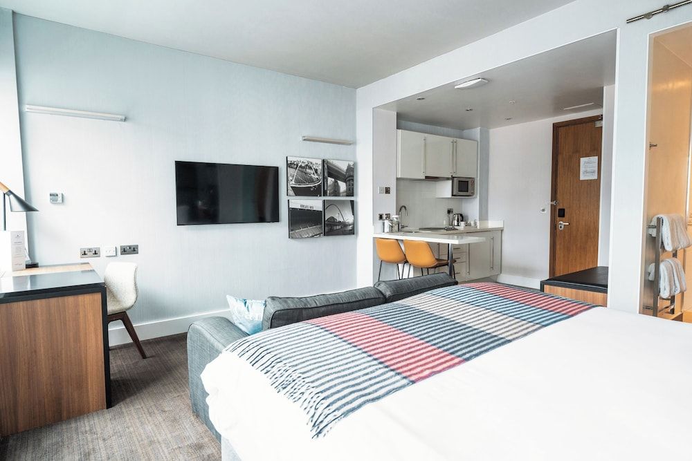 Studio, 1 King Bed, Sofa Bed, Kitchenette