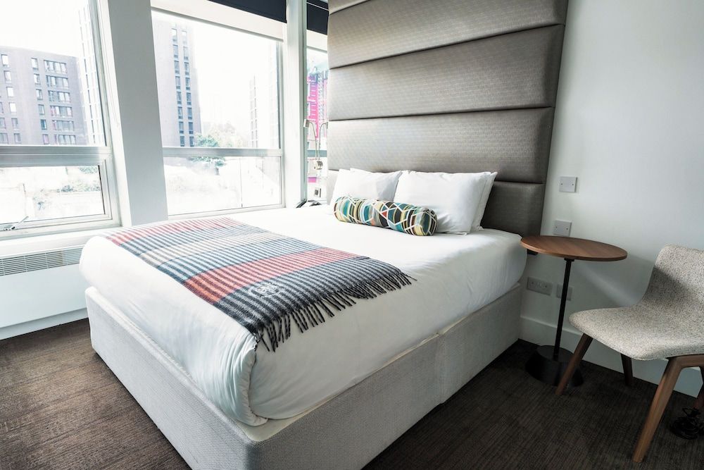 Junior Suite, 1 King Bed, Sofa Bed, Kitchenette