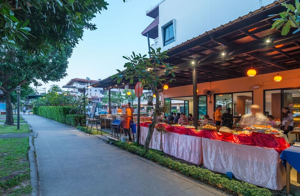 undefined Srisuksant Resort 7