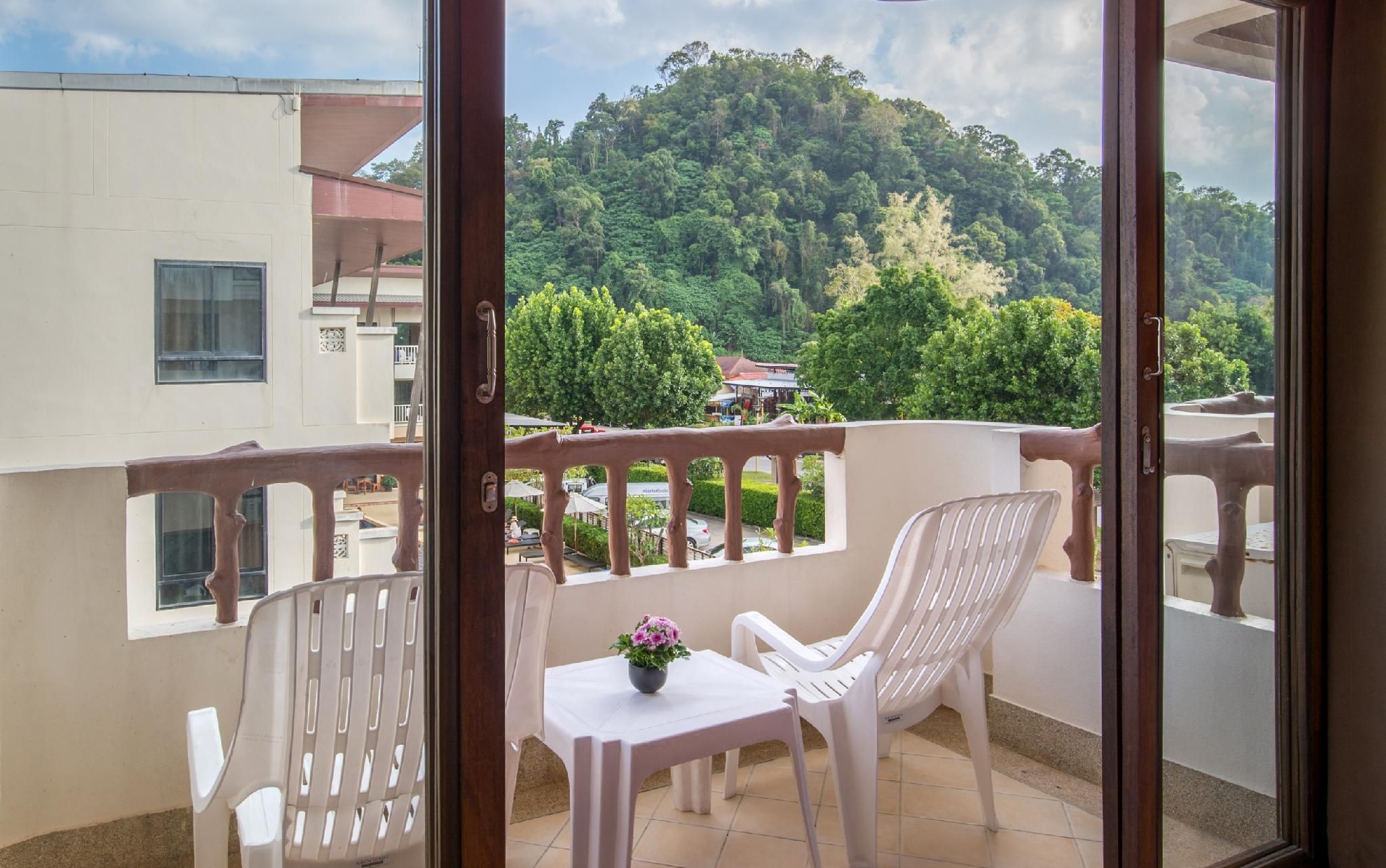 Srisuksant Resort Superior Twin 2