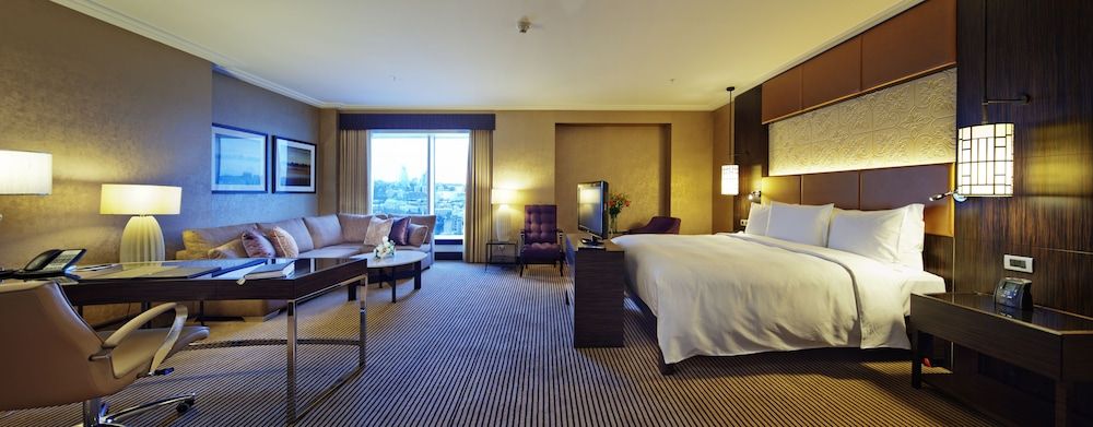 Deluxe Room, 1 King Bed
