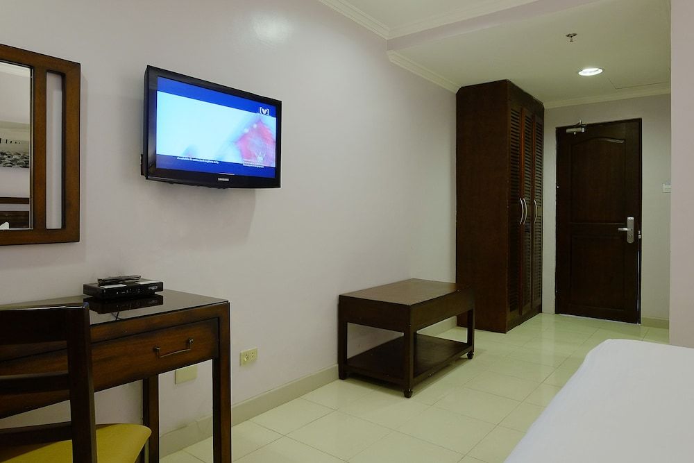 Palazzo Pensionne Deluxe Room, Multiple Beds 9