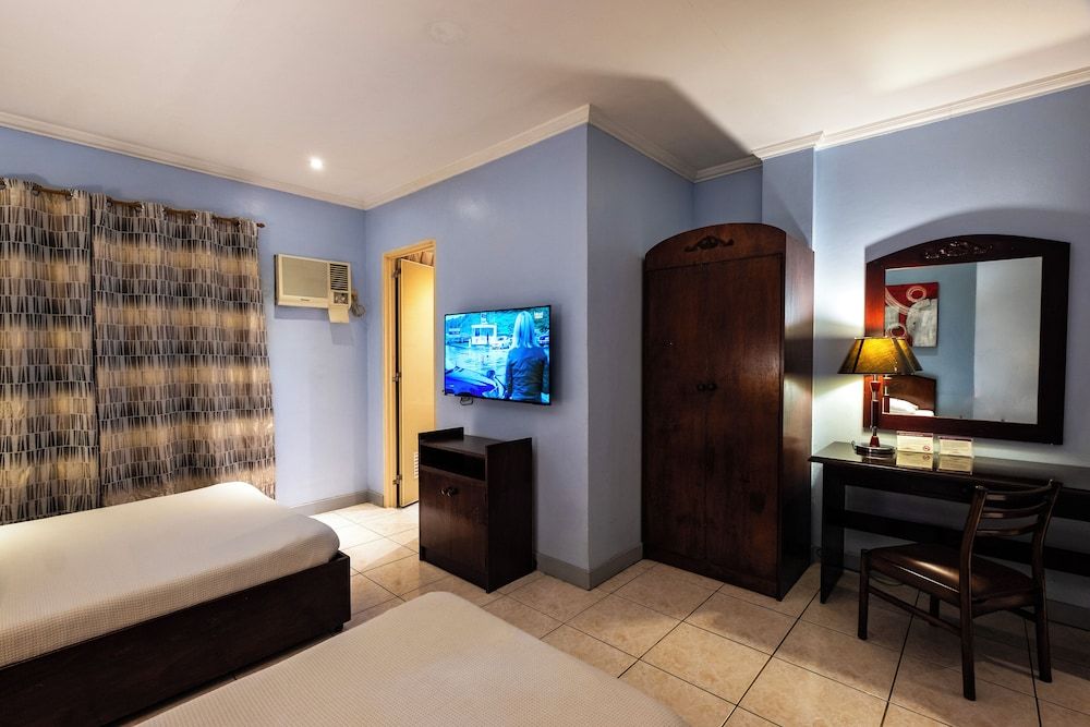 Palazzo Pensionne Deluxe Room, Multiple Beds 5