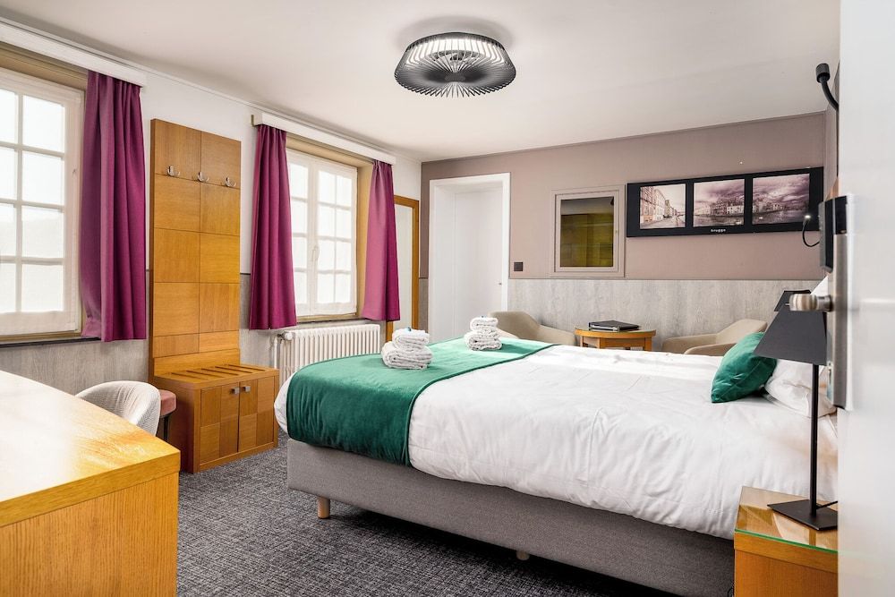 Hotel Jacobs Superior Double Room 3