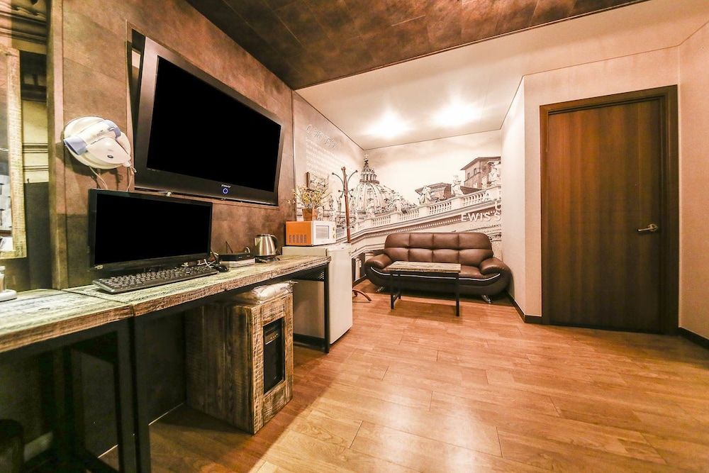 Q Hotel Premium Room 5