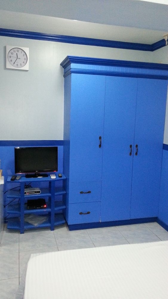 Kokomos Hotel & Restaurant Economy Room, 1 Queen Bed 5