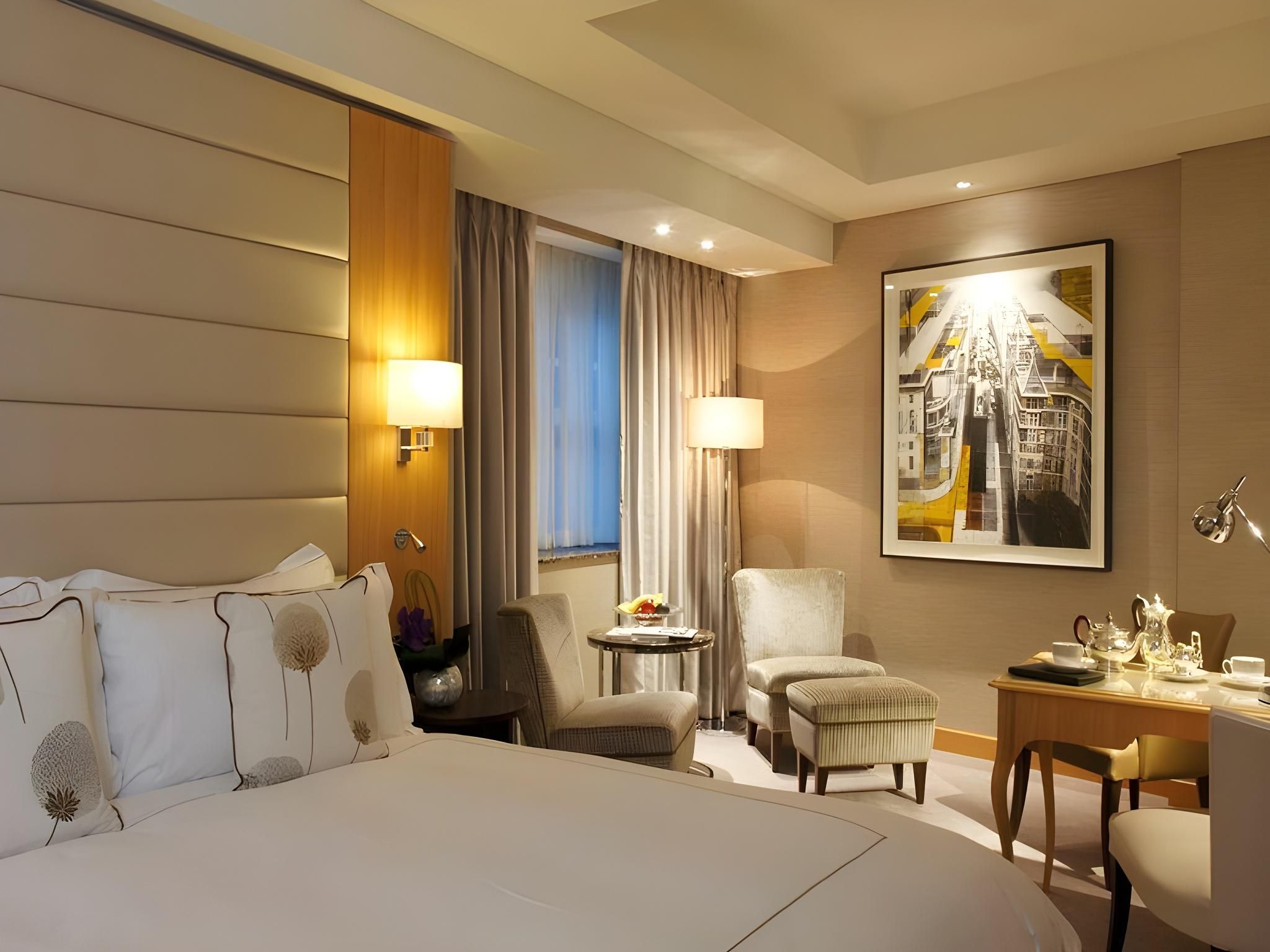 undefined Conrad London St. James 3