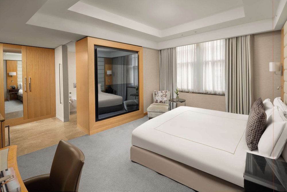 undefined Conrad London St. James 2