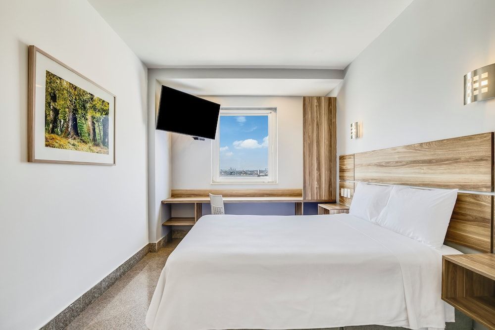 One Guadalajara Periferico Norte Standard Room 2