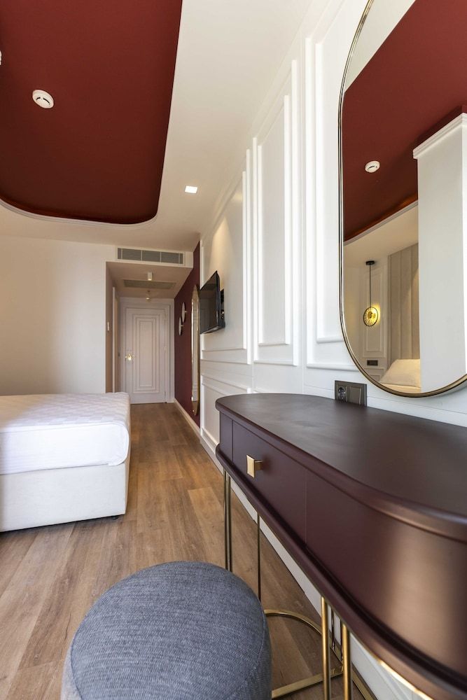 La Boutique Hotel & Suites Standard Room, 1 Double Bed 5