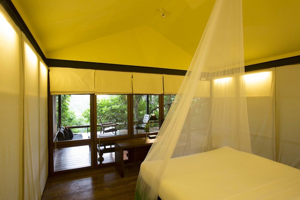 Dwelling with Plunge Pool