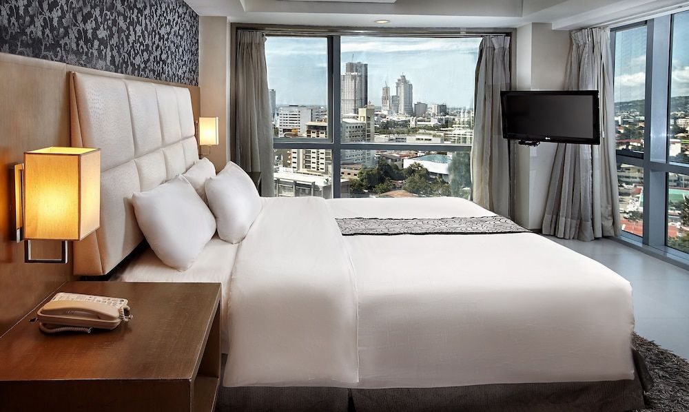 Quest Hotel & Conference Center Deluxe Double or Twin Room 3