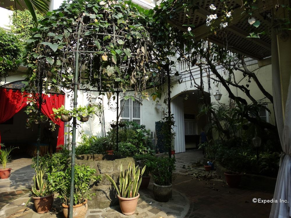 undefined White Knight Hotel Intramuros 8