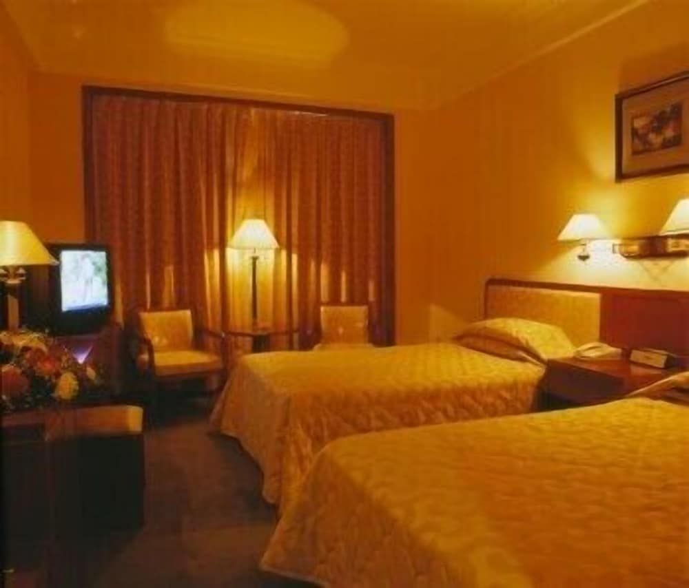 undefined Jing Du Yuan Hotel 4