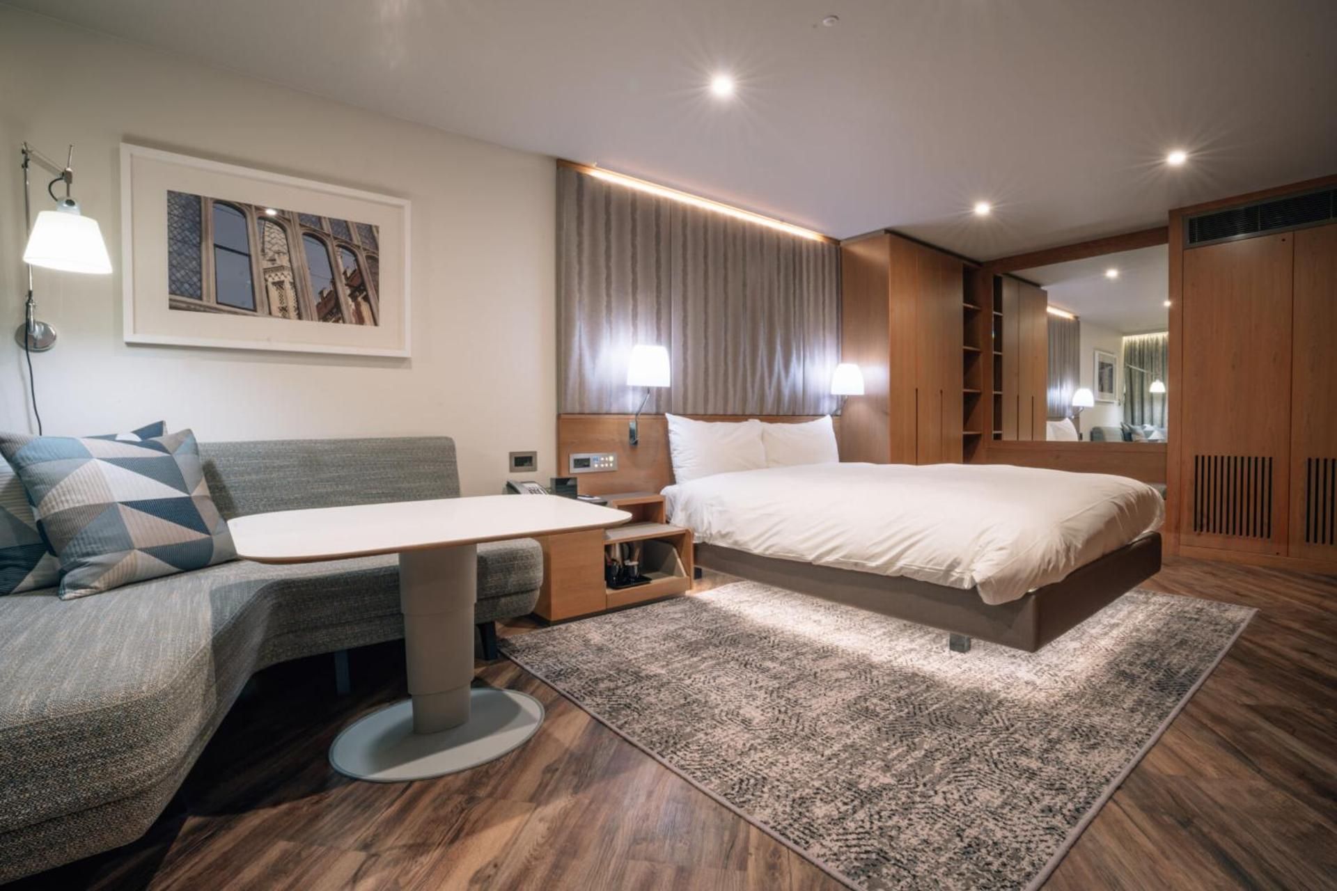 Superior Room with Kitchenette