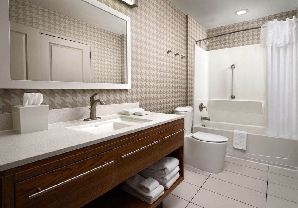 Suite, 1 King Bed
