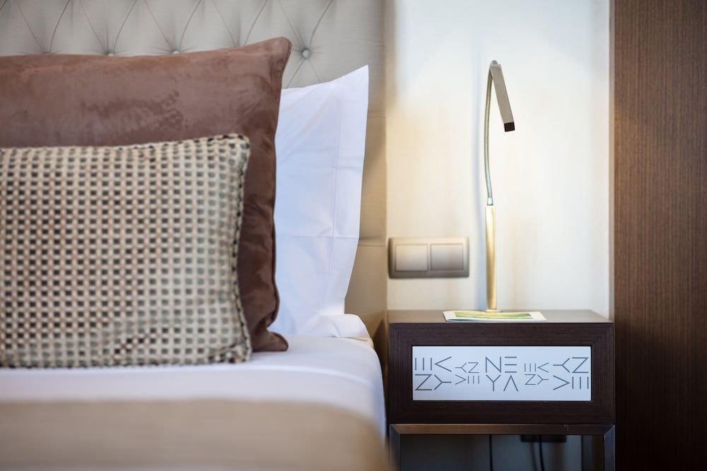 Neya Lisboa Hotel Standard Double Room 7