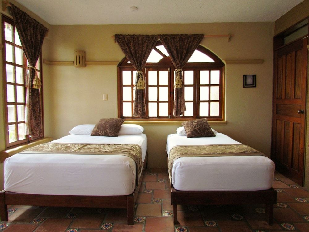 Hotel Cielo Triple Room 2