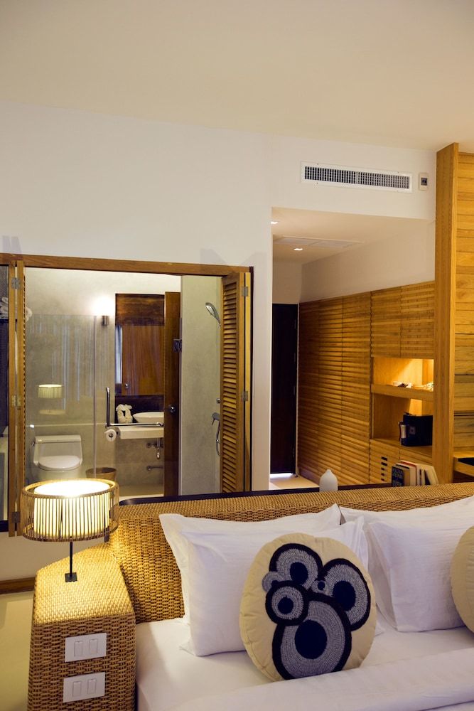 Ajinta Resort Grand Room, 1 King Bed, Ocean View (Grand Jacuzzi) 2