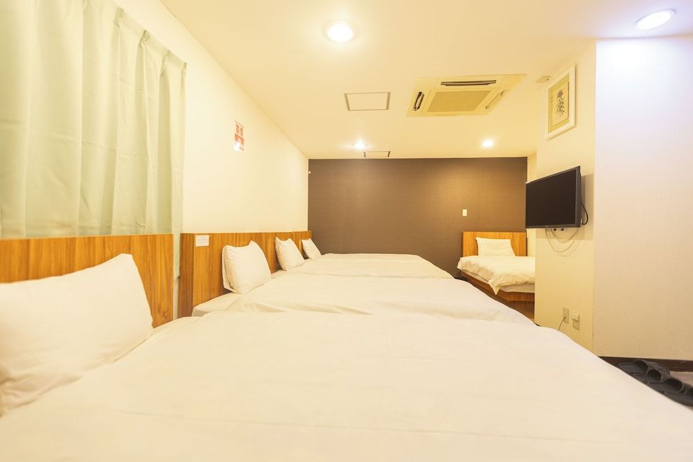 undefined Miro Hotel Dotonbori 3