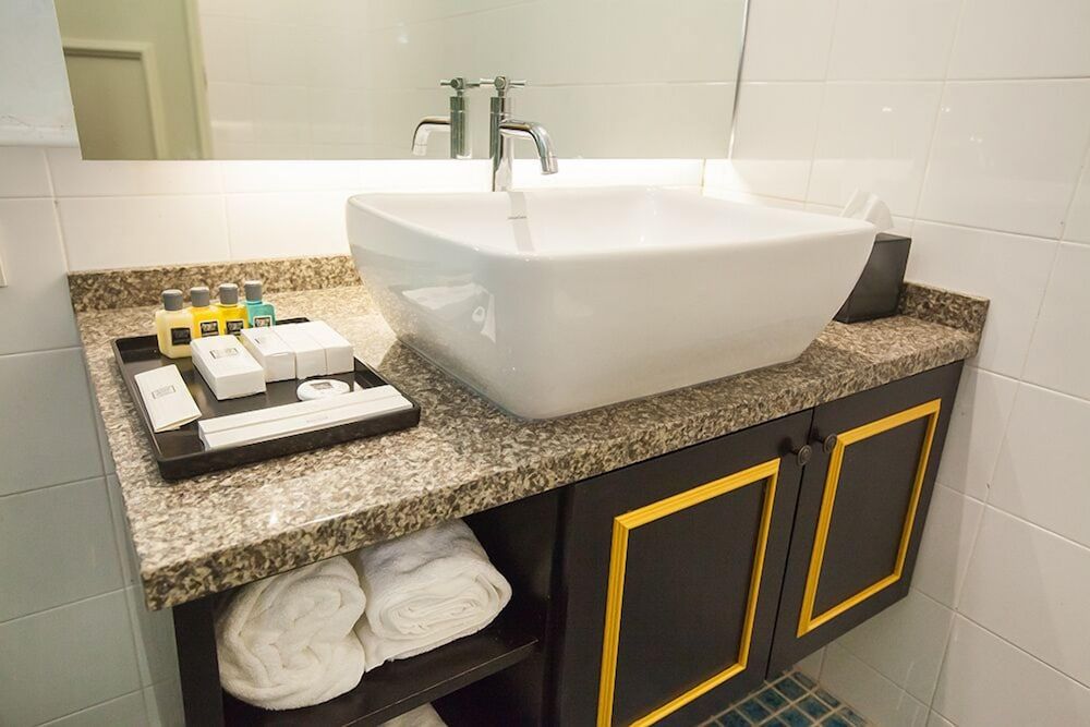 Apple Heritage Hotel Standard Double Room 4