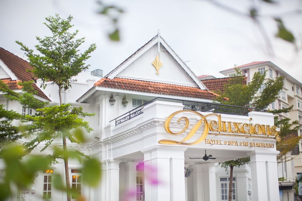 undefined Apple Heritage Hotel 4