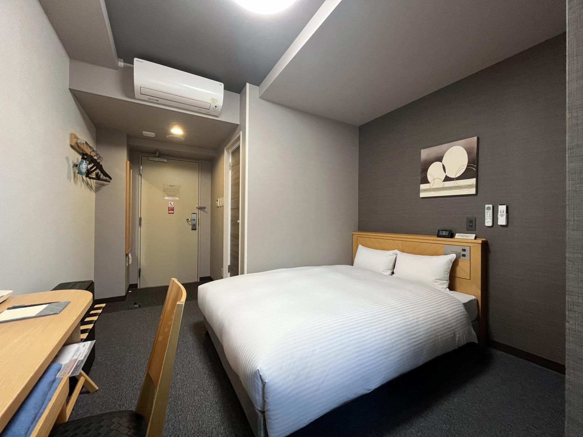 Semi Double Room - Smoking