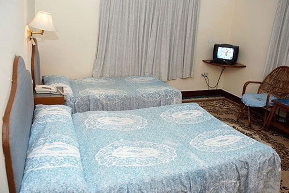 Fairmount Hotel Standard Room, 1 King or 2 Single beds 2
