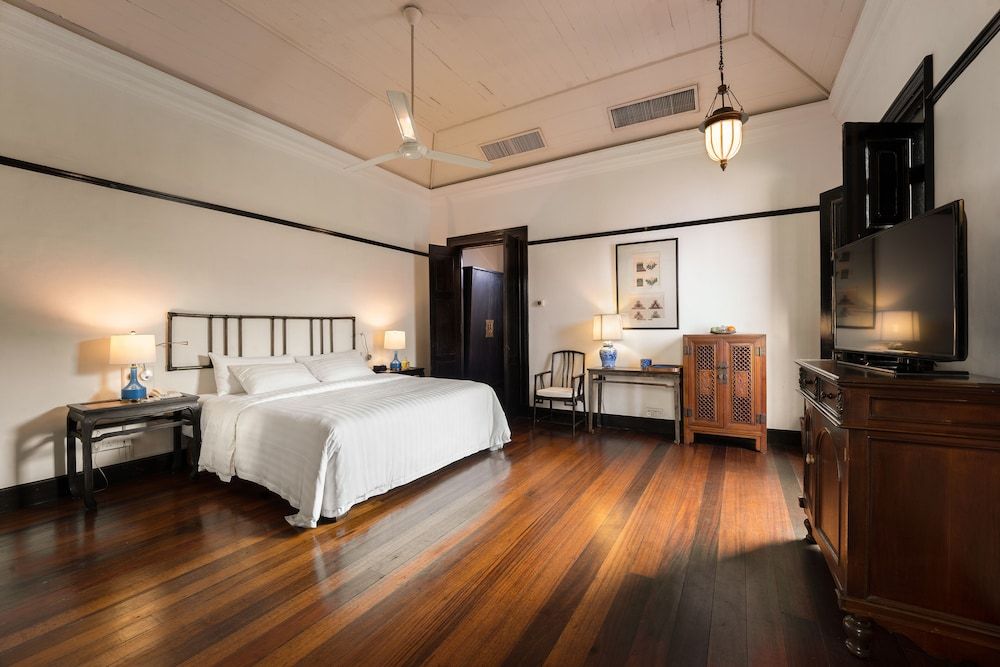 undefined Cheong Fatt Tze - The Blue Mansion 3