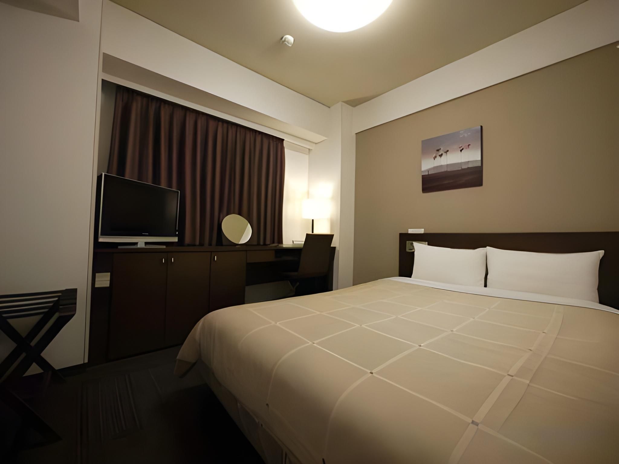 Double Room with Small Double Bed - Non-Smoking