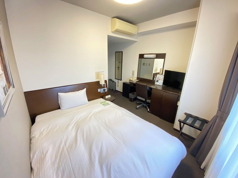 Comfort Single Room, Smoking