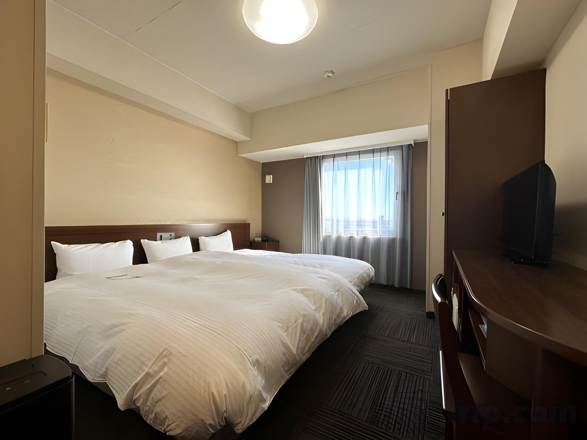 Single Room - Non-Smoking