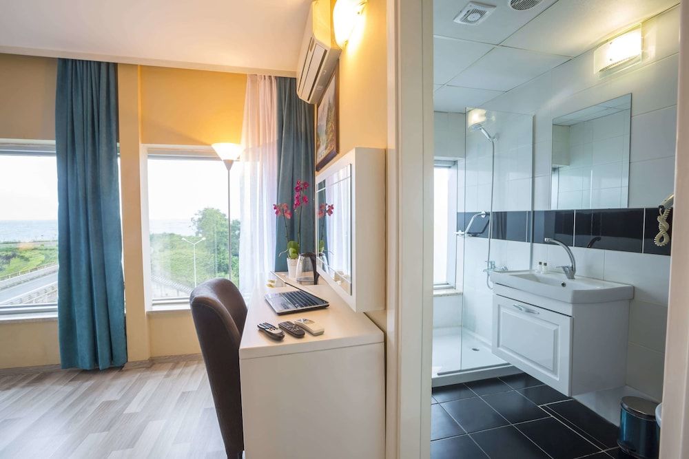 Arsen Hotel Standard Double Room 3