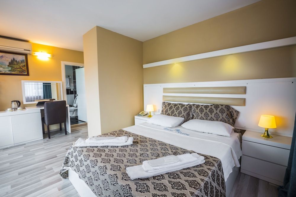 Arsen Hotel Standard Double Room