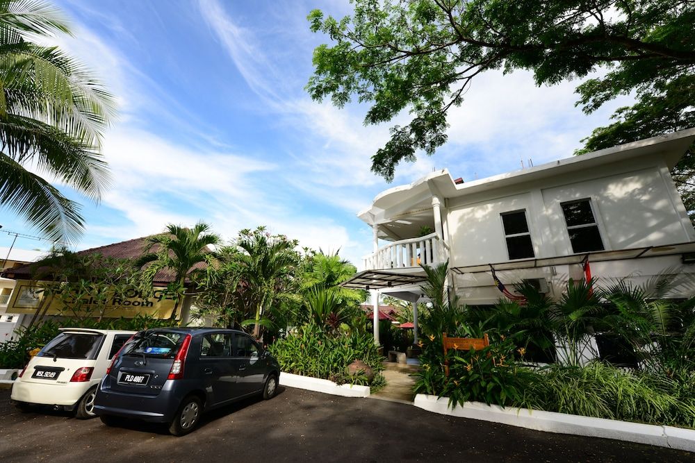 undefined White Lodge 3