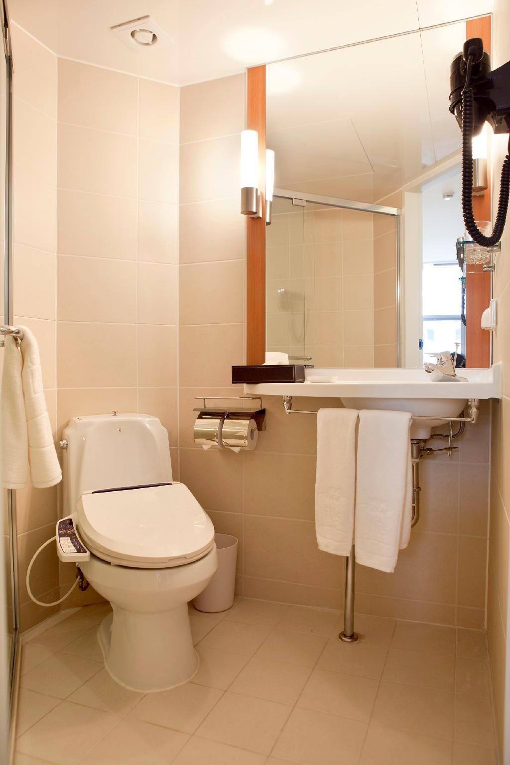 Central Seven Hotel by Kwon Busan Seomyeon Standard Double Room 4