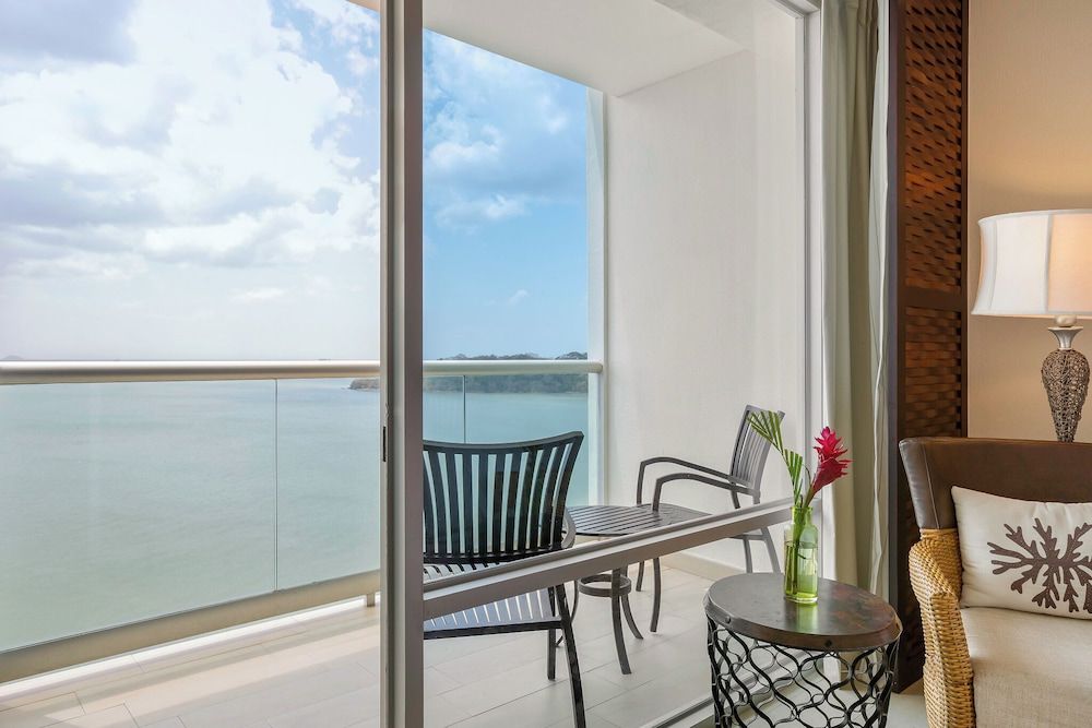 Deluxe Room, 2 Queen Beds, Balcony, Ocean View