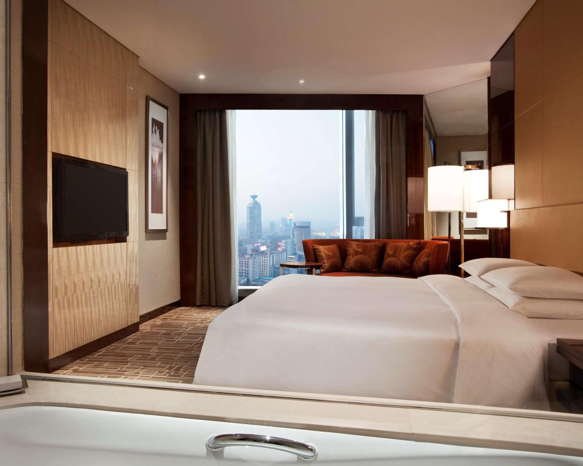 undefined Hyatt Regency Jinan 4