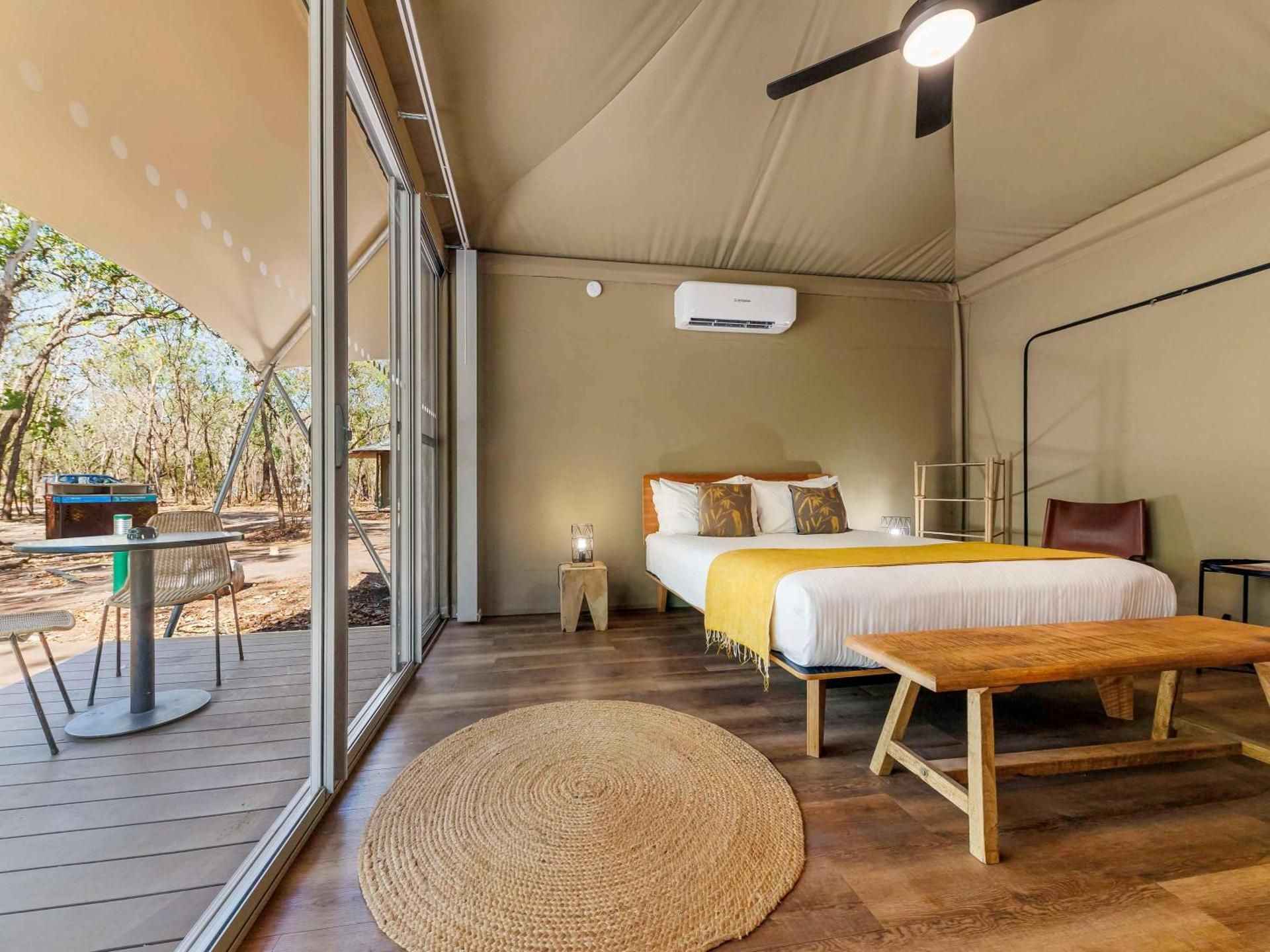 Outback Retreat Plus (Glamping)