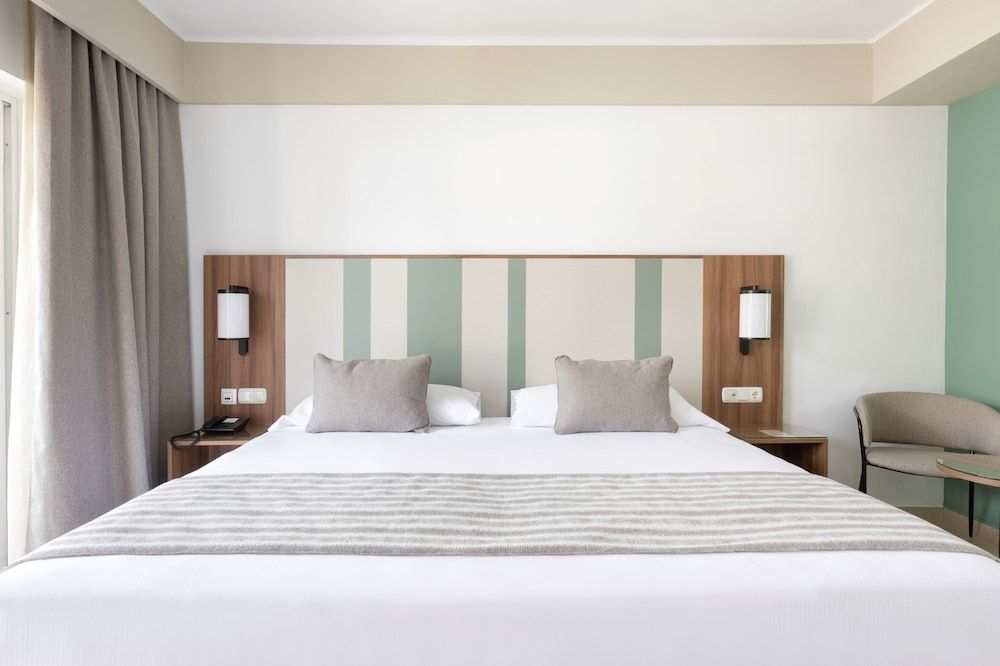 Double Room, Balcony